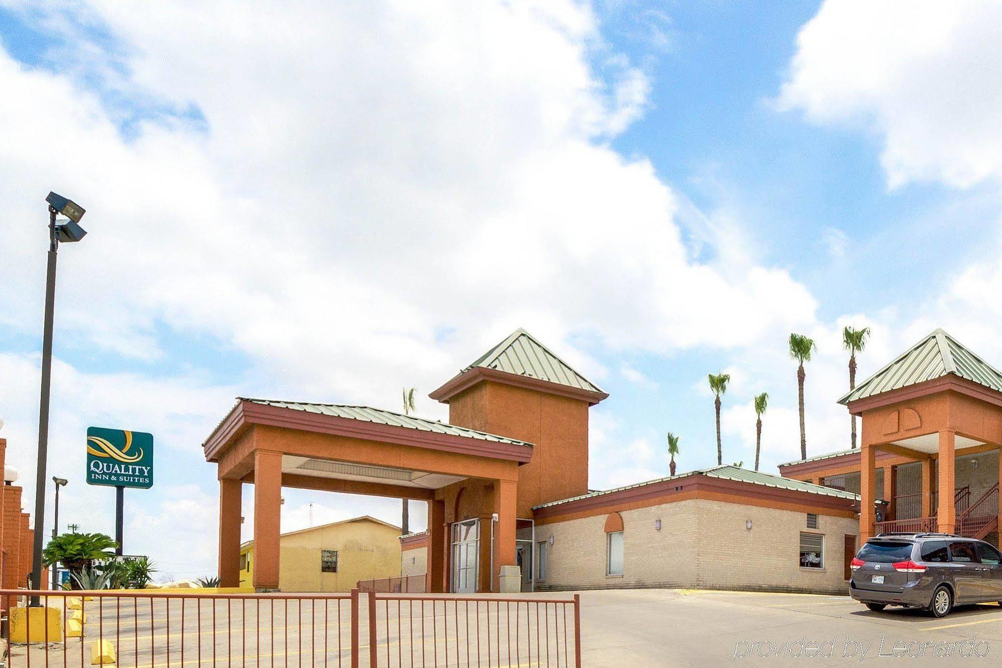Econo Lodge Inn & Suites Eagle Pass Exterior photo